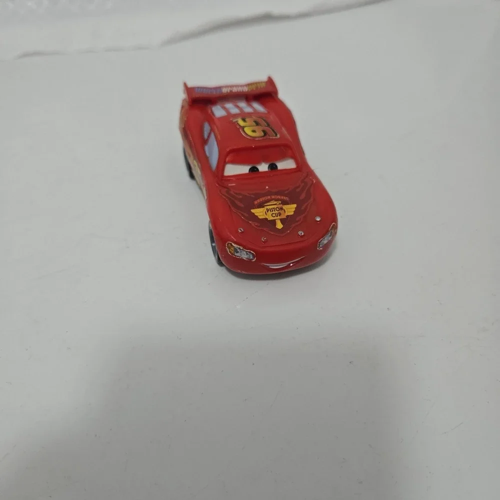 Disney Pixar Cars Lightning McQueen & Fillmore Diecast Toy Cars Lot of 2 Mattel
